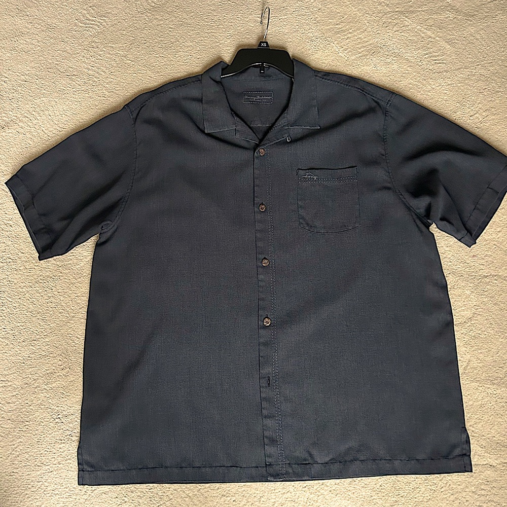 Men’s Tommy Bahama short sleeve black shirt size XXL